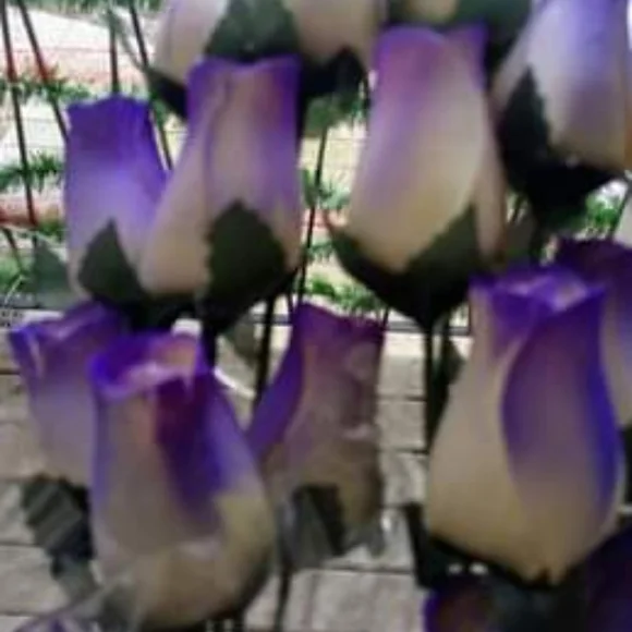 Handcrafted Wooden Roses - Picture 5 of 10